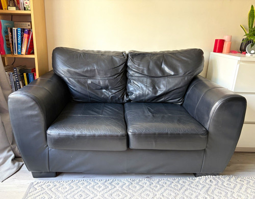 Wyvern black faux leather - black, 2