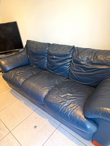 Blue leather seater and - blue, 3-seater