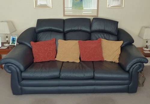 Genuine leather seater and 3 - leather,